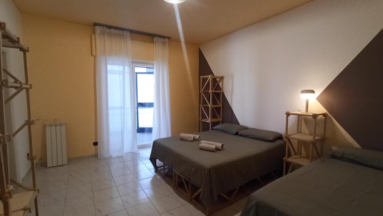 Casa Base Hotel Bari Ngoại thất bức ảnh