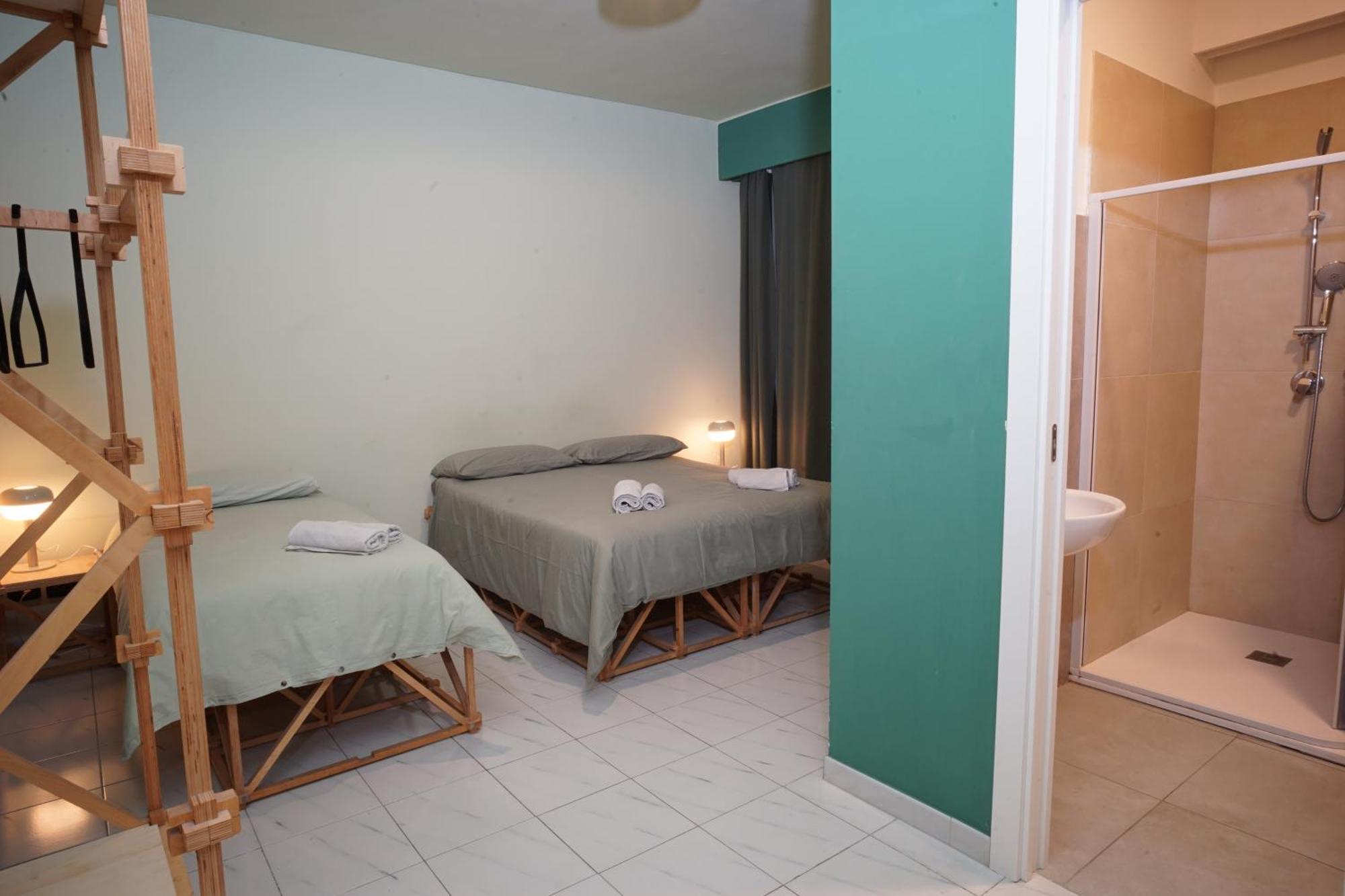 Casa Base Hotel Bari Ngoại thất bức ảnh